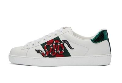 Лот: 11565411. Фото: 1. Кроссовки Gucci Ace Embroidered... Кеды, кроссовки, слипоны
