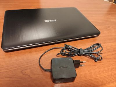 Лот: 16341667. Фото: 1. Ноутбук ASUS X541SC-XXO34T с сумкой... Ноутбуки