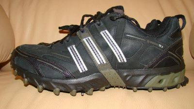 Лот: 4483865. Фото: 1. Новые кроссовки фирмы "Adidas... Кеды, кроссовки, слипоны