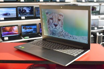 Лот: 15304379. Фото: 1. Lenovo ideapad 320-15ISK (15,6... Ноутбуки