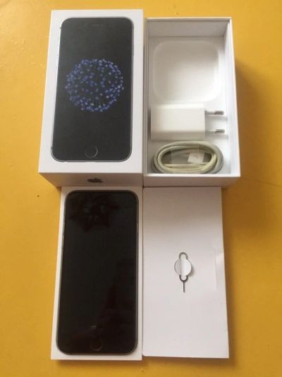 Лот: 14757785. Фото: 1. Apple iPhone 6 32g серый. Смартфоны