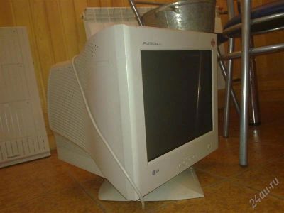 Лот: 1962622. Фото: 1. Монитор LG Flatron 775FT. ЭЛТ-мониторы