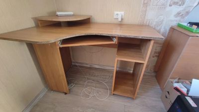 Лот: 20277112. Фото: 1. Компьютерный стол. Компьютерные и письменные столы