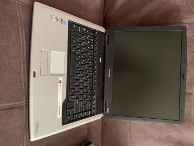 Лот: 17297956. Фото: 1. Ноутбук toshiba. Ноутбуки