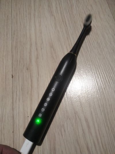 Лот: 25881141. Фото: 1. Зубная щётка USB. Электрические зубные щетки и ирригаторы