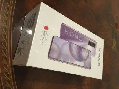 Лот: 16535055. Фото: 1. Смартфон Honor 30 8/128GB, черный. Смартфоны