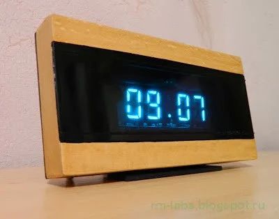 Лот: 9856123. Фото: 1. Часы Электроника. Часы настенные, настольные