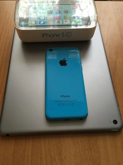 Лот: 6781903. Фото: 1. Apple iPhone 5c 8гб. Смартфоны