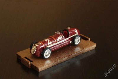 Лот: 1591976. Фото: 1. 1:43 maserati 8 ctf 1950 (brumm... Автомоделизм