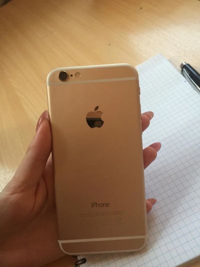 Лот: 10759283. Фото: 1. iPhone 6 gold 16gb. Смартфоны