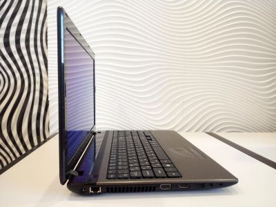 Лот: 8195463. Фото: 1. Ноутбук Acer Aspire 5560G. Ноутбуки