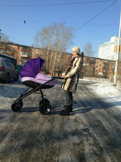 Лот: 10832581. Фото: 1. Коляска Zippy Tutis 2 в 1. Коляски