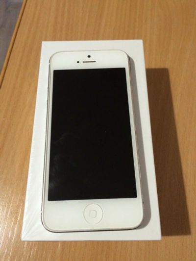 Лот: 7034738. Фото: 1. iPhone 5 хорошее состояние, приветствуется... Смартфоны