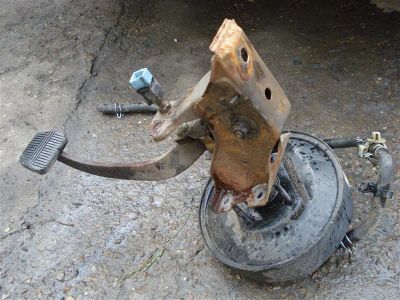 Лот: 1040717. Фото: 1. Вакуумный усилитель Nissan Bluebird... Другое (автозапчасти)