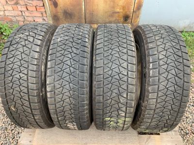 Лот: 14761240. Фото: 1. Bridgestone Blizzak DM-V2, 225... Шины