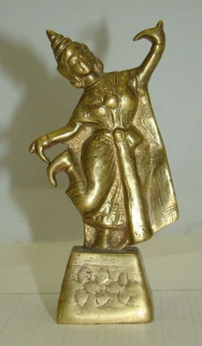 Лот: 12675845. Фото: 1. Фигурка литая (Q864). Другое (антиквариат)