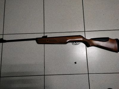 Лот: 20940360. Фото: 1. Пневматическая винтовка Gamo Hunter... Пневматическое оружие
