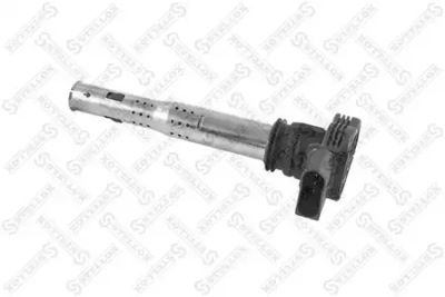 Лот: 25854302. Фото: 1. Катушка зажигания Audi A3/A4/A5... Двигатель и элементы двигателя