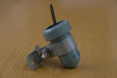 Лот: 4723385. Фото: 1. Конденсатор К15У- 3 1500 пФ. Конденсаторы