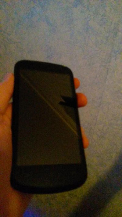 Лот: 4563512. Фото: 1. Highscreen alpha rage (На Гарантии... Смартфоны
