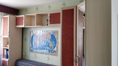 Лот: 13940048. Фото: 1. Мебель в детскую (для подростков... Комплекты детской мебели