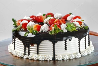 Лот: 11343795. Фото: 1. Торт"Клубника со сливками"1.5кг. Торты, пирожные