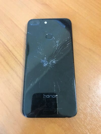 Лот: 18882120. Фото: 1. Honor 9 lite. Смартфоны