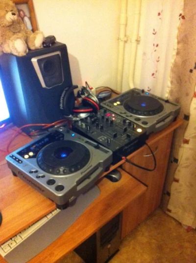 Лот: 6425115. Фото: 1. Продам Pioneer CDJ-800(2шт.) и... DJ-оборудование