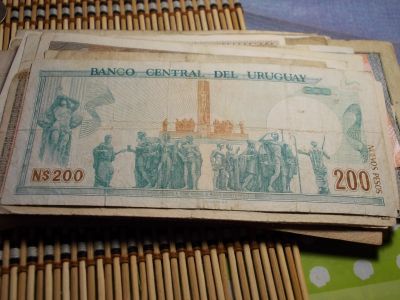 Лот: 17314800. Фото: 1. 200 Песо 1986 года. Уругвай. Россия, СССР, страны СНГ