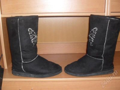 Лот: 700587. Фото: 1. угги 300 р. Угги, унты, валенки