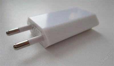 Лот: 2594731. Фото: 1. Сетевое зарядное устройство USB... Зарядные устройства, блоки питания, адаптеры сетевые для смартфонов