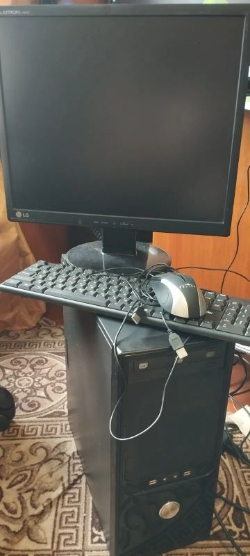Лот: 20745855. Фото: 1. Компьютер, монитор клава, мышка. Шлейфы, кабели, переходники