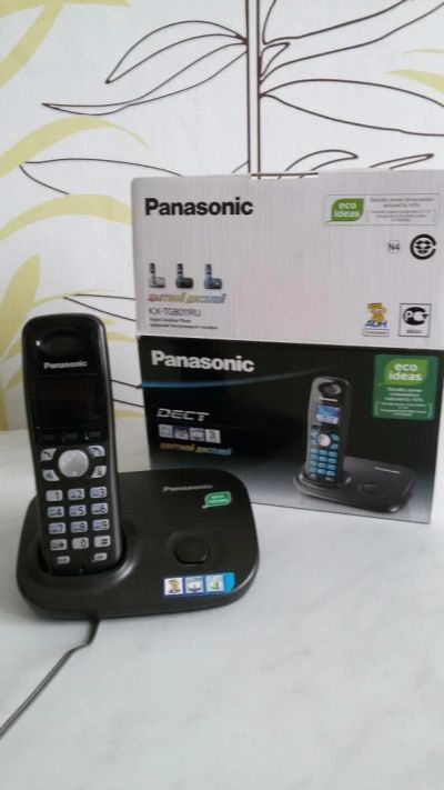 Лот: 7019729. Фото: 1. телефон Panasonic kx-tg 8011 ru. Проводные телефоны