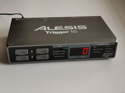 Лот: 15105275. Фото: 1. Барабанный модуль Alesis Trigger... Ударные