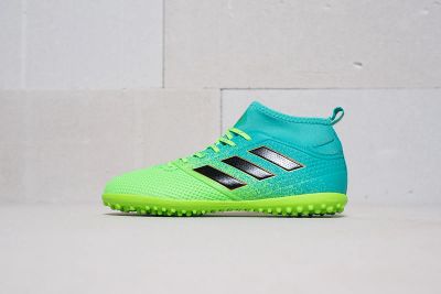 Лот: 11617706. Фото: 1. Футбольная обувь Adidas ACE 17... Кеды, кроссовки, слипоны