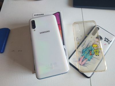 Лот: 16728478. Фото: 1. Samsung galaxy a50. Смартфоны