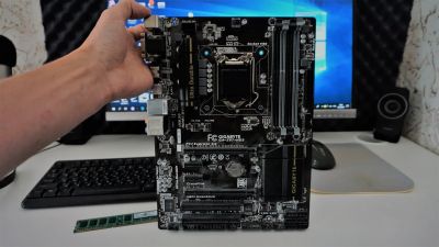 Лот: 14531190. Фото: 1. Материнская плата Gigabyte GA-Z87-HD3. Материнские платы