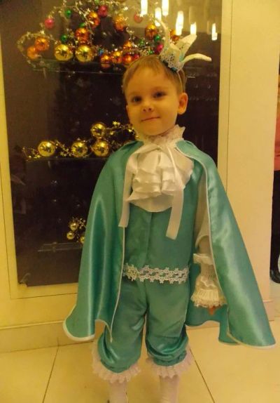 Лот: 8711197. Фото: 1. Костюм Принц +Паж на 5-6 лет. Детские карнавальные, праздничные костюмы