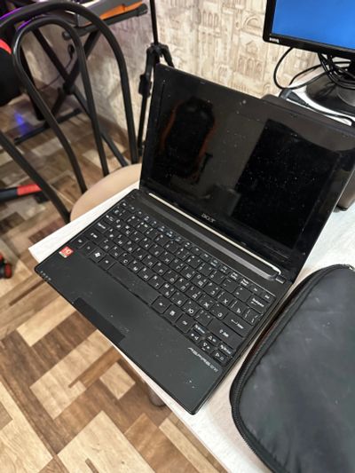 Лот: 19999166. Фото: 1. Ноутбук Acer aspire one. Ноутбуки