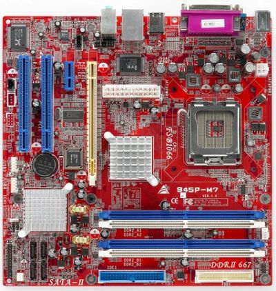 Лот: 11105799. Фото: 1. Материнская плата Biostar I945G-M7... Материнские платы