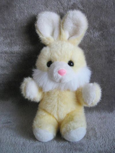 Лот: 18544597. Фото: 1. Заяц, кролик желтый, символ 2023... Подарки на Новый год
