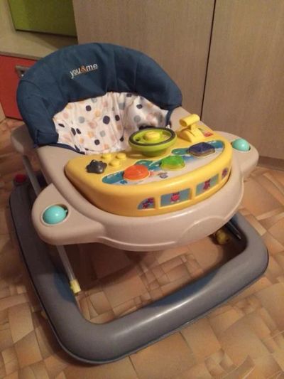 Лот: 7092361. Фото: 1. Ходунки музыкальные. Ходунки, прыгунки, качели