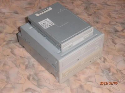 Лот: 1544629. Фото: 1. 2 DVD-ROM + FDD приводы. Приводы CD, DVD, BR, FDD