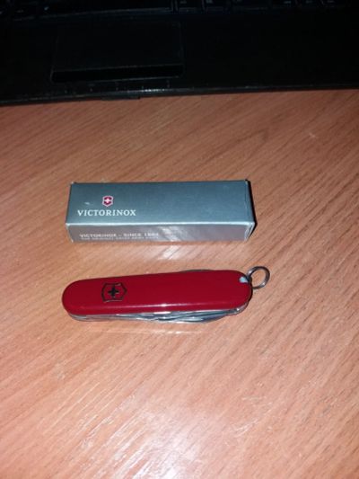 Лот: 17762297. Фото: 1. Нож многофункциональный Victorinox... Ножи, топоры