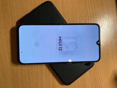 Лот: 17053001. Фото: 1. Смартфон Xiaomi Mi 9SE 6/128Gb... Смартфоны