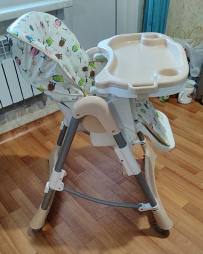 Лот: 22571030. Фото: 1. Стульчик для кормления. Стульчики для кормления