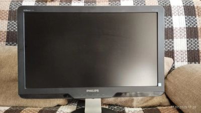 Лот: 25621377. Фото: 1. жк монитор Philips 235pq. ЖК-мониторы