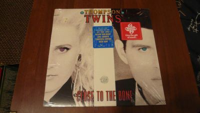 Лот: 8450155. Фото: 1. Thomson Twins - Close to the bone... Аудиозаписи