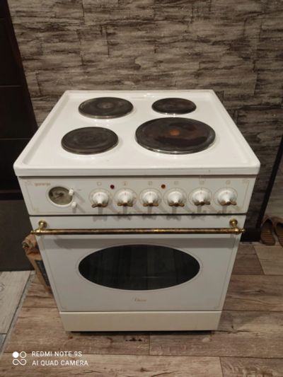 Лот: 24697756. Фото: 1. Плита электрическая Gorenje. Плиты, духовые шкафы, варочные поверхности