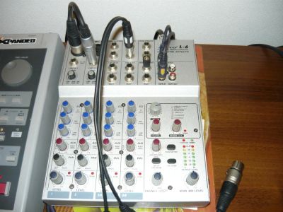 Лот: 5283171. Фото: 1. Микшерный пульт Alto L-6 с цифровыми... Микшеры, предусилители, микрофонные эффекты